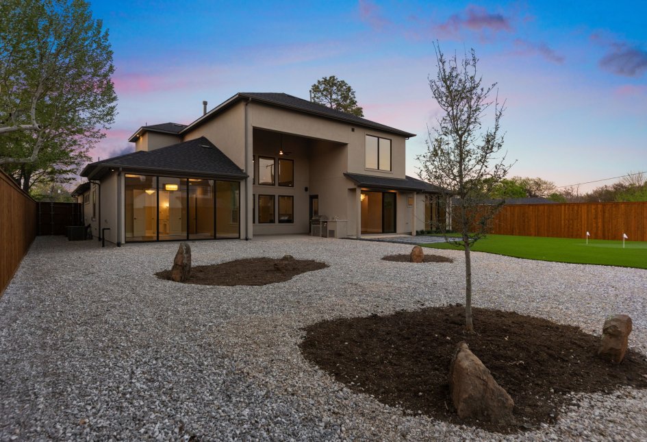 6236 Royal Lane