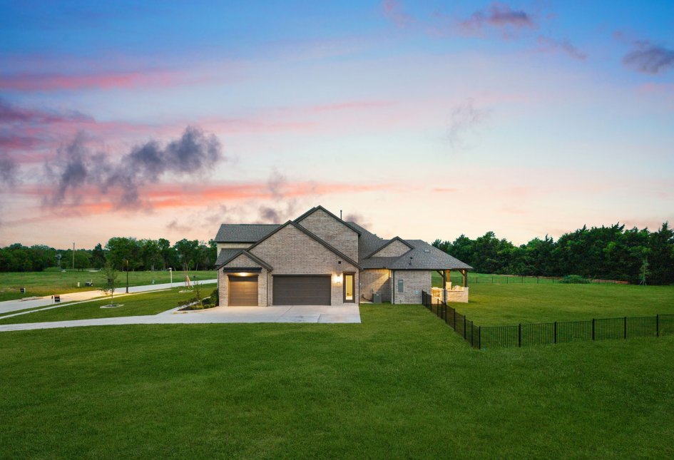 305 Chapel View