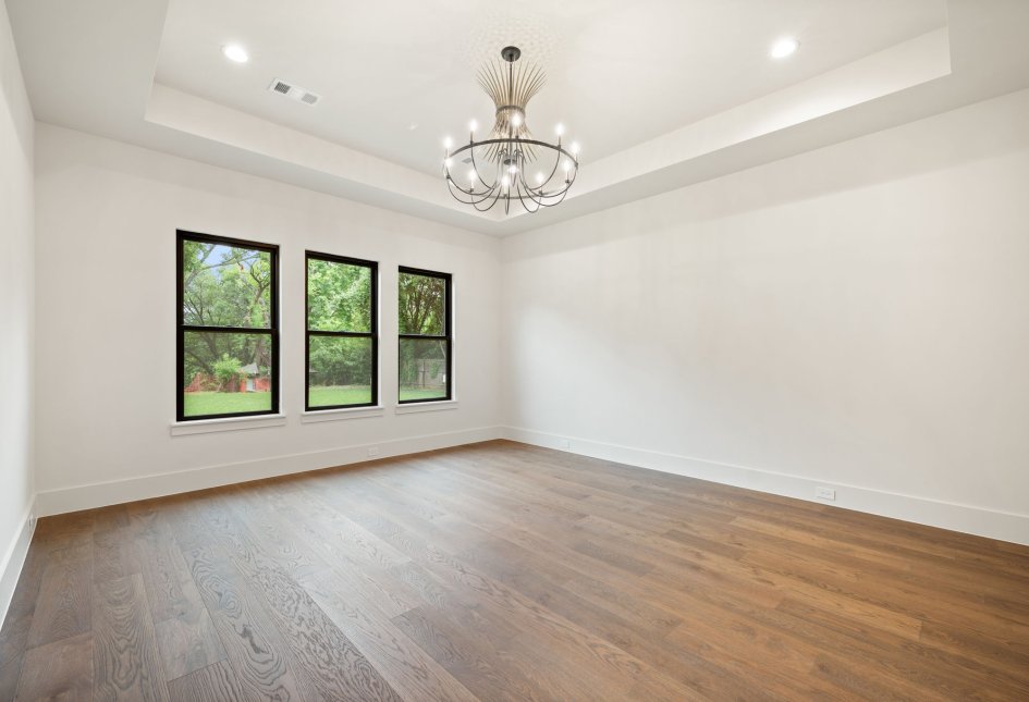 3120 Brookhollow