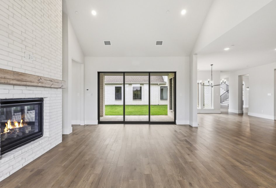 1319 Dean Meadow