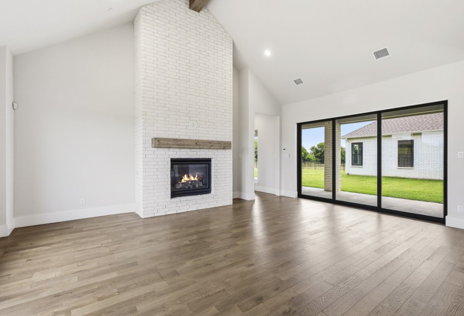 1319 Dean Meadow