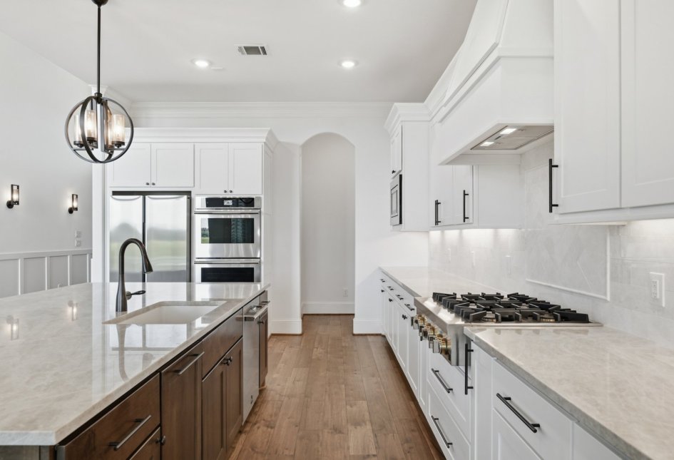 3910 Lakes of Mission grove