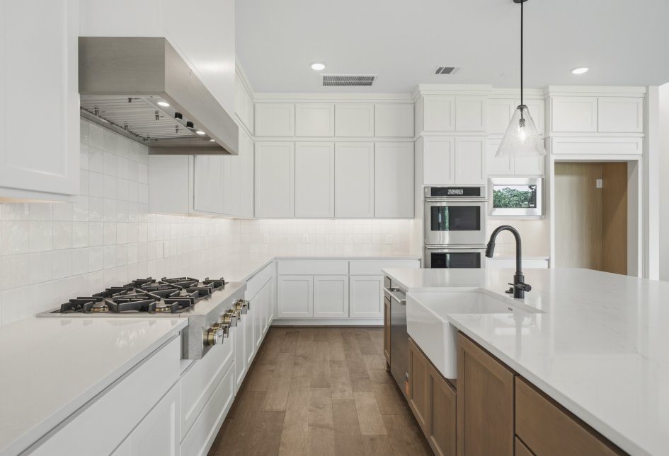 104 Bentwood