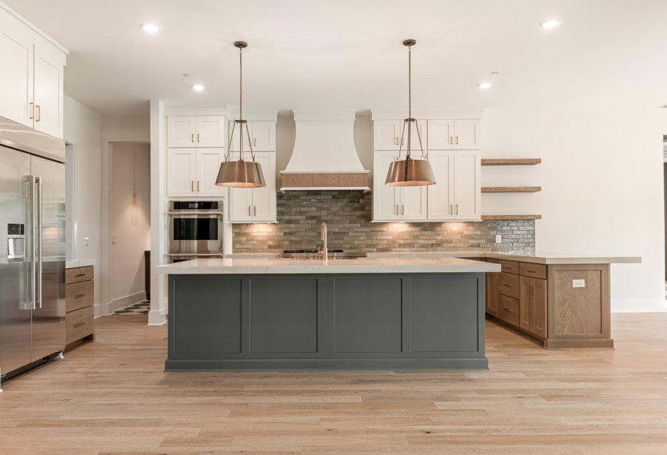 1079 Hamilton
