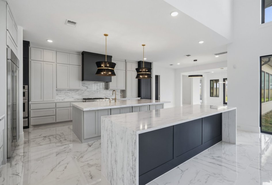22211 Desert Foothills 