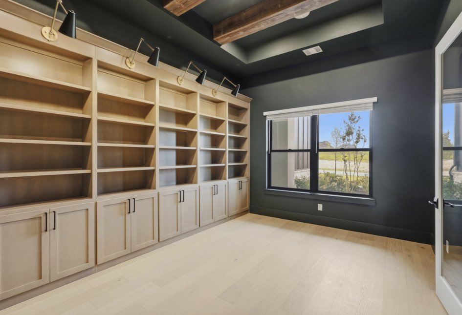 3820 Elsa Drive