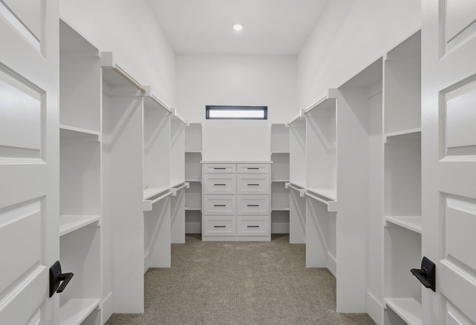 3820 Elsa Dr