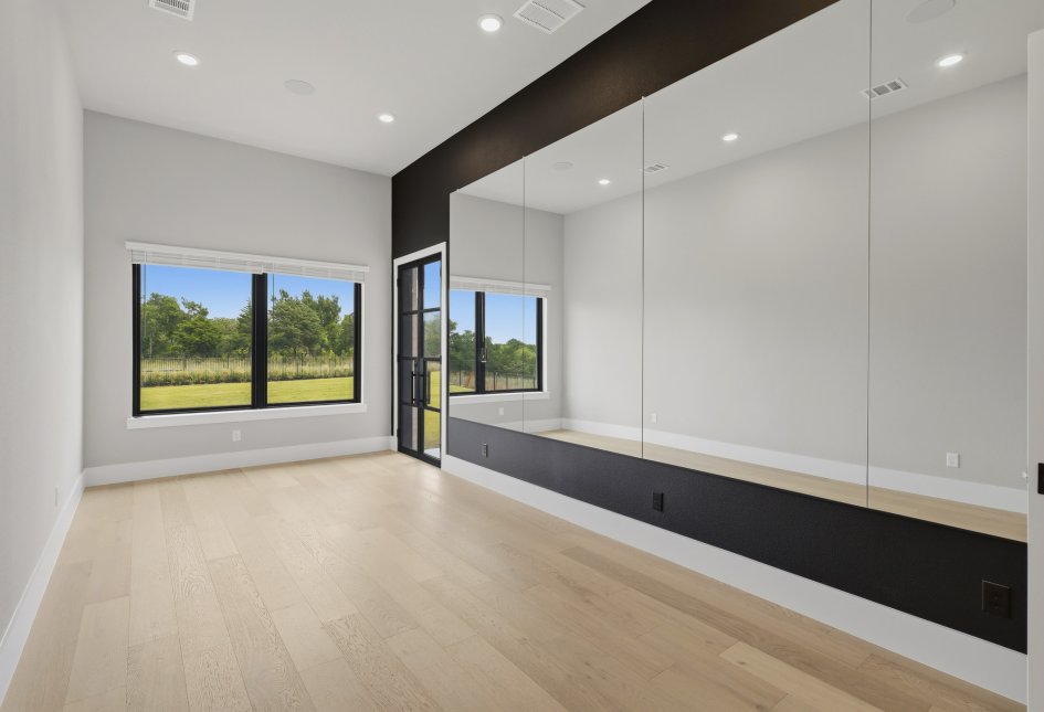 3820 Elsa Drive