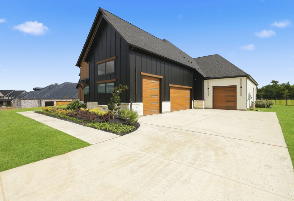 3820 Elsa Drive