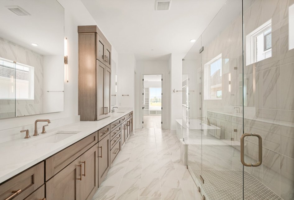 1085 Hamilton Way