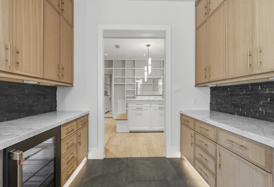 11010 Stonegate