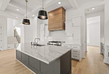 1115_potomac_drive