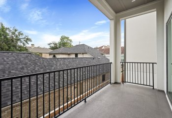 1115_potomac_drive