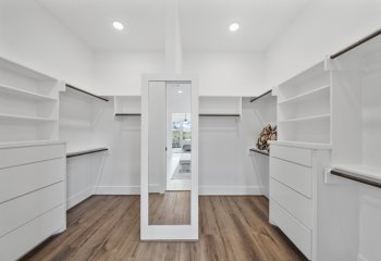 3306 Winterwood