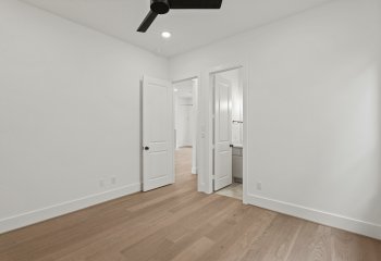 1827 Chantilly