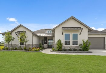 15012 Lakeline Green