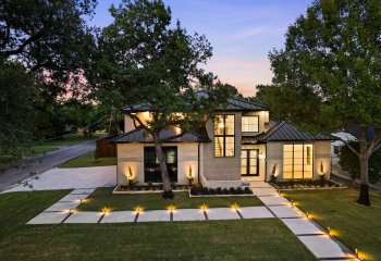 10444 Crittendon Drive