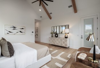 1095 Hamilton Dr - Model