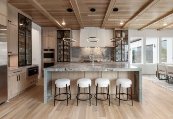 1095 Hamilton Dr - Model