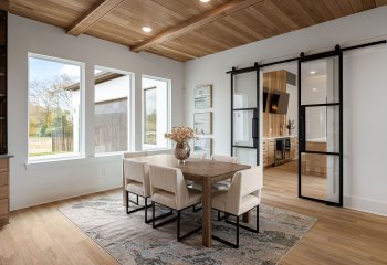1095 Hamilton Dr - Model