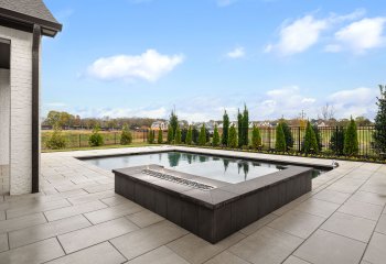 1095 Hamilton Dr - Model