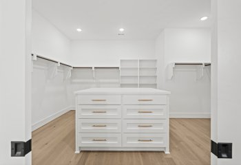 4210 Westgate