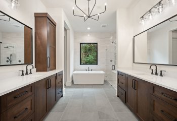 3120 Brookhollow