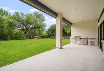 3120 Brookhollow