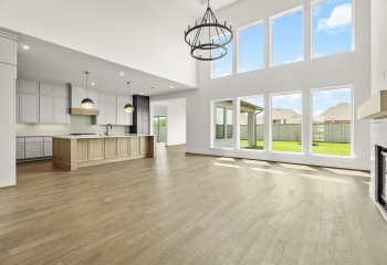 825 Stable Sands