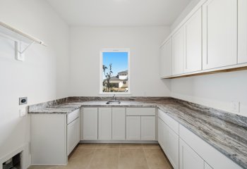 821 Stable Sands