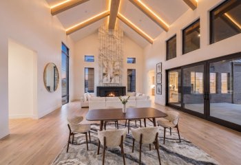 102 Hyde Park Trail