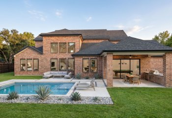 5905 Mayfair Lane