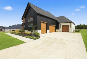 3820 Elsa Drive