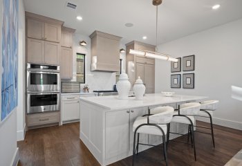 6729 Bluff Hollow