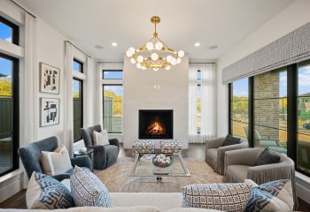 6729 Bluff Hollow