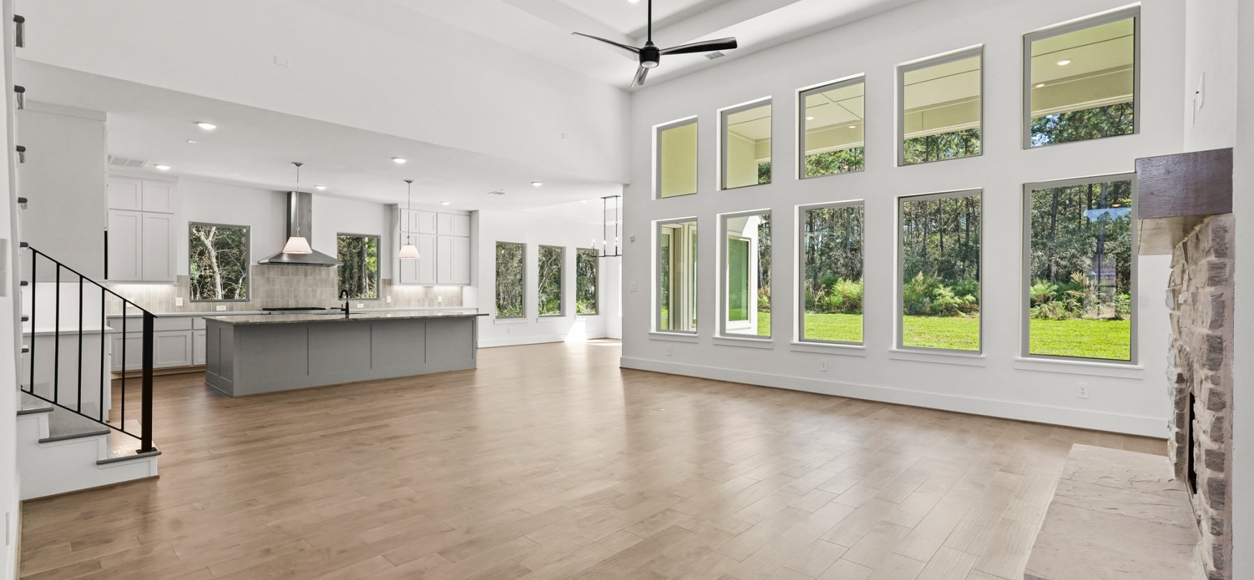 8345_leafbrook_trail