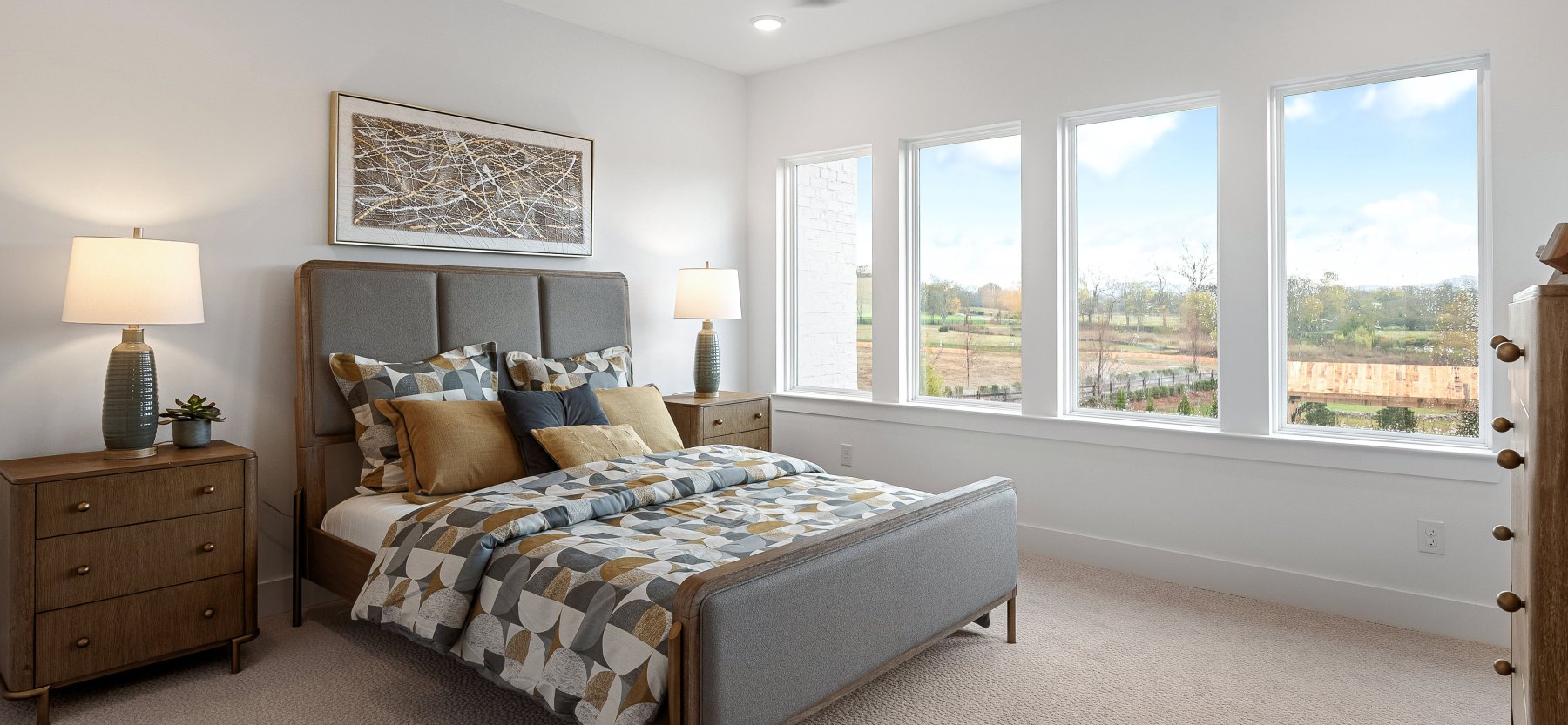 1095 Hamilton Dr - Model