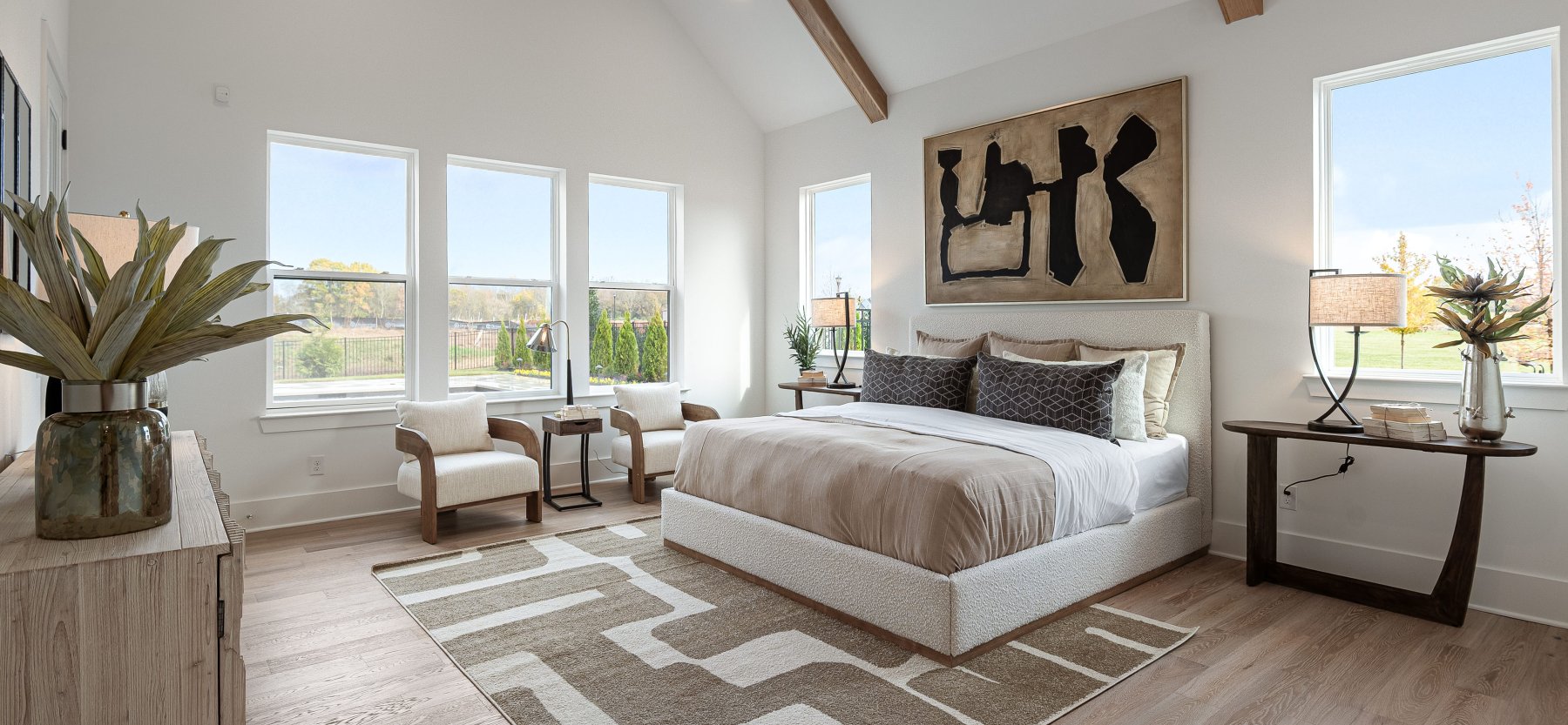 1095 Hamilton Dr - Model