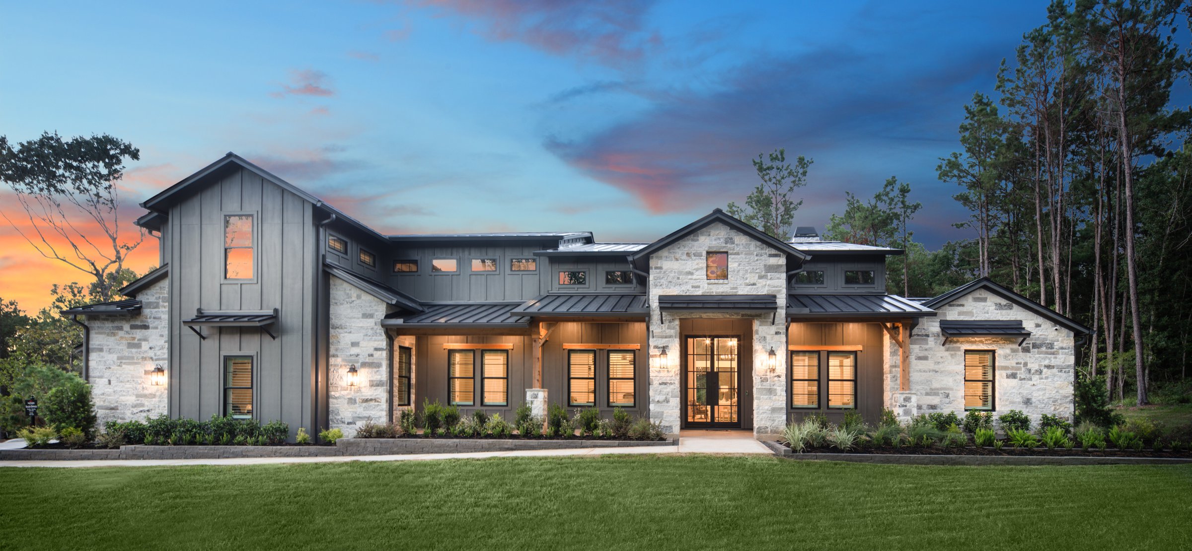 Republic Grand Ranch Exterior