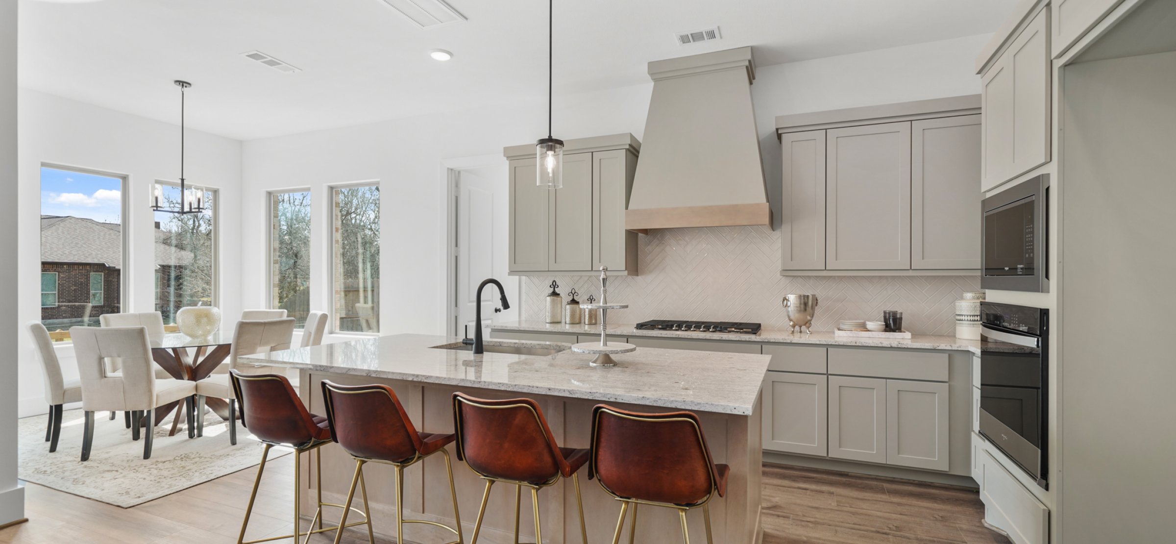 3306 Winterwood