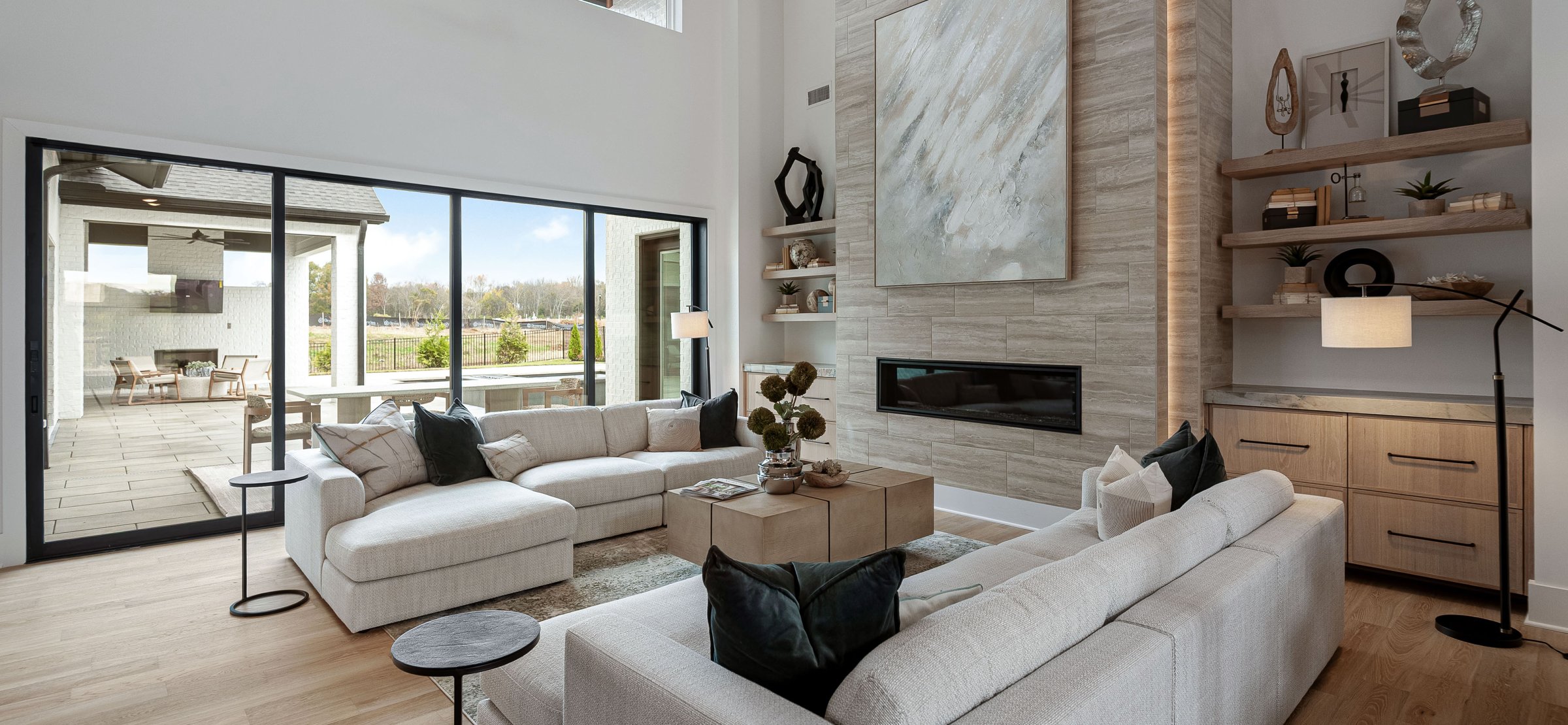 1095 Hamilton Dr - Model