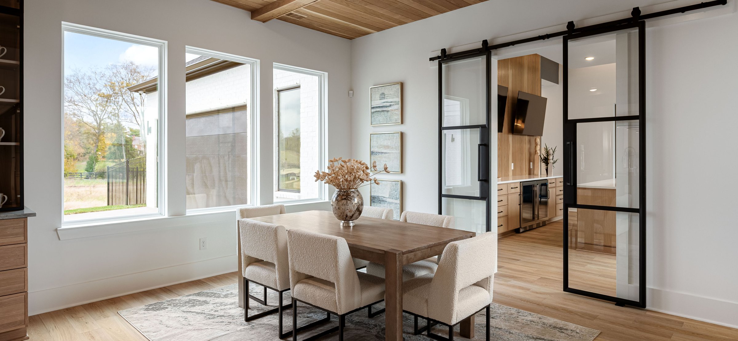 1095 Hamilton Dr - Model