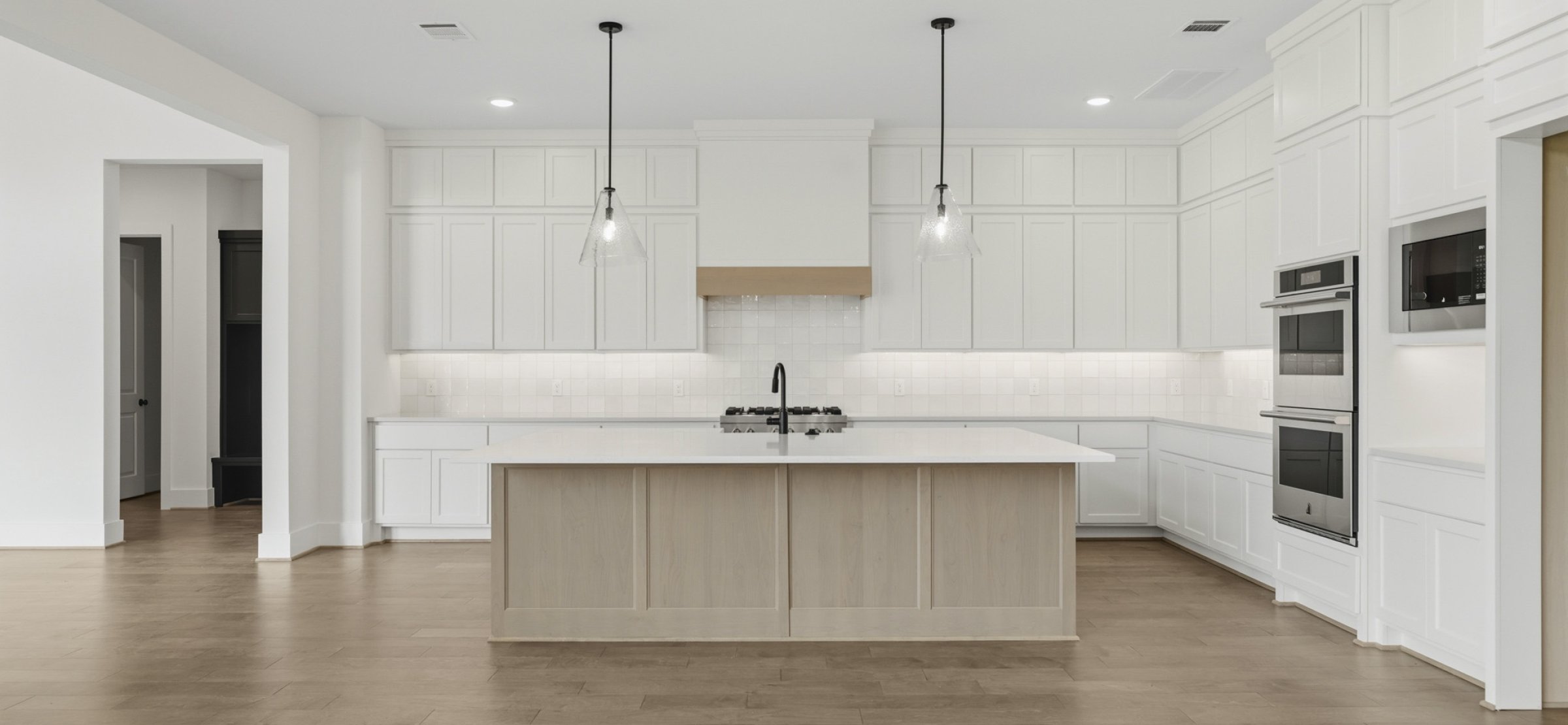 104 Bentwood